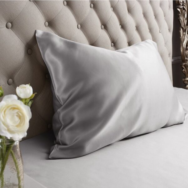 Šilkinis pagalvės užvalkalas MULBERRY LIGHT GREY, 22 momas (M/M), 50x70 cm